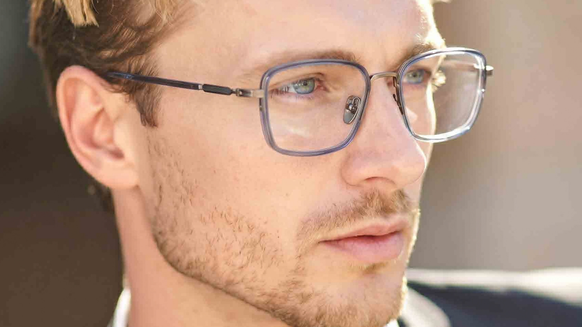 How to Choose the Right Eyeglass Frame Size & Fit